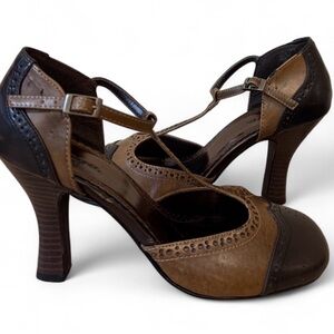 BONGO Mary Jane t strap heels brown two tone Size 9 dark academia